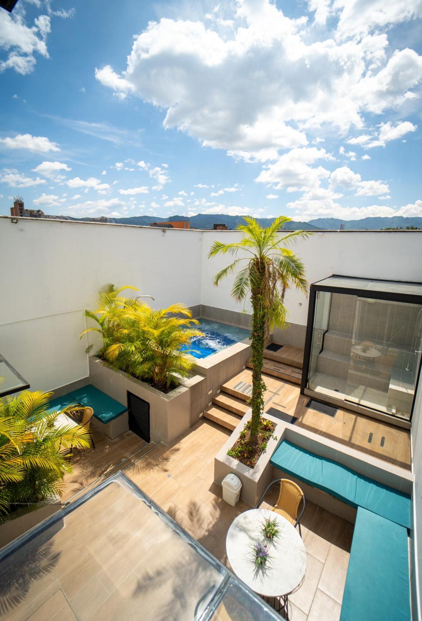 79 Hotel Medellin Exterior photo